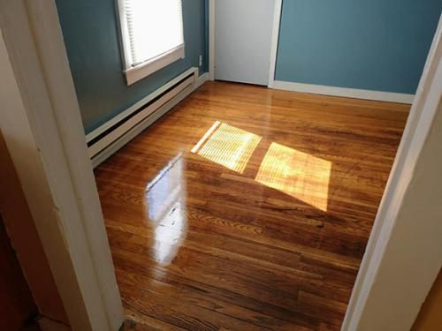 Wood floor cleaning and shine